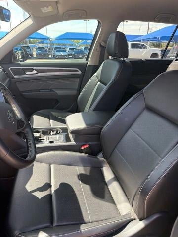 2023 Volkswagen Atlas 2.0T SE w/Technology
