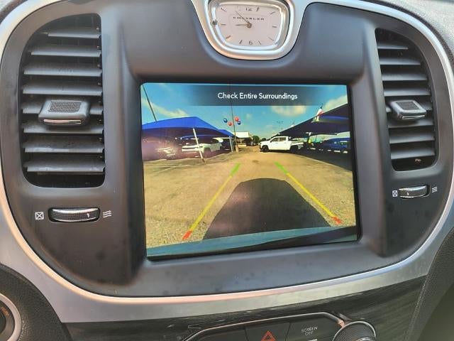 2022 Chrysler 300 Touring L