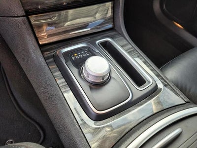 2022 Chrysler 300 Touring L