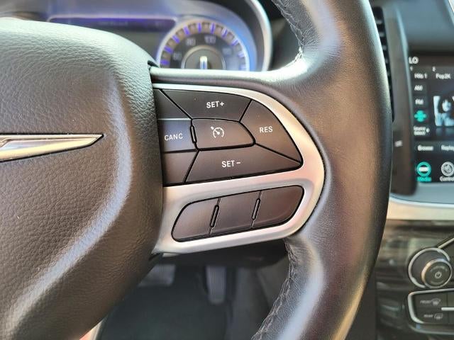 2022 Chrysler 300 Touring L