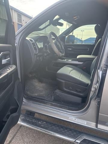 2024 RAM 3500 Big Horn Crew Cab 4x4 8' Box