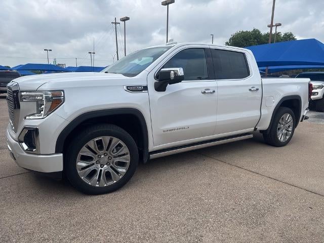 2022 GMC Sierra 4WD Crew Cab Short Box Denali's photo
