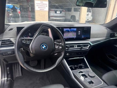 2024 BMW 330e xDrive