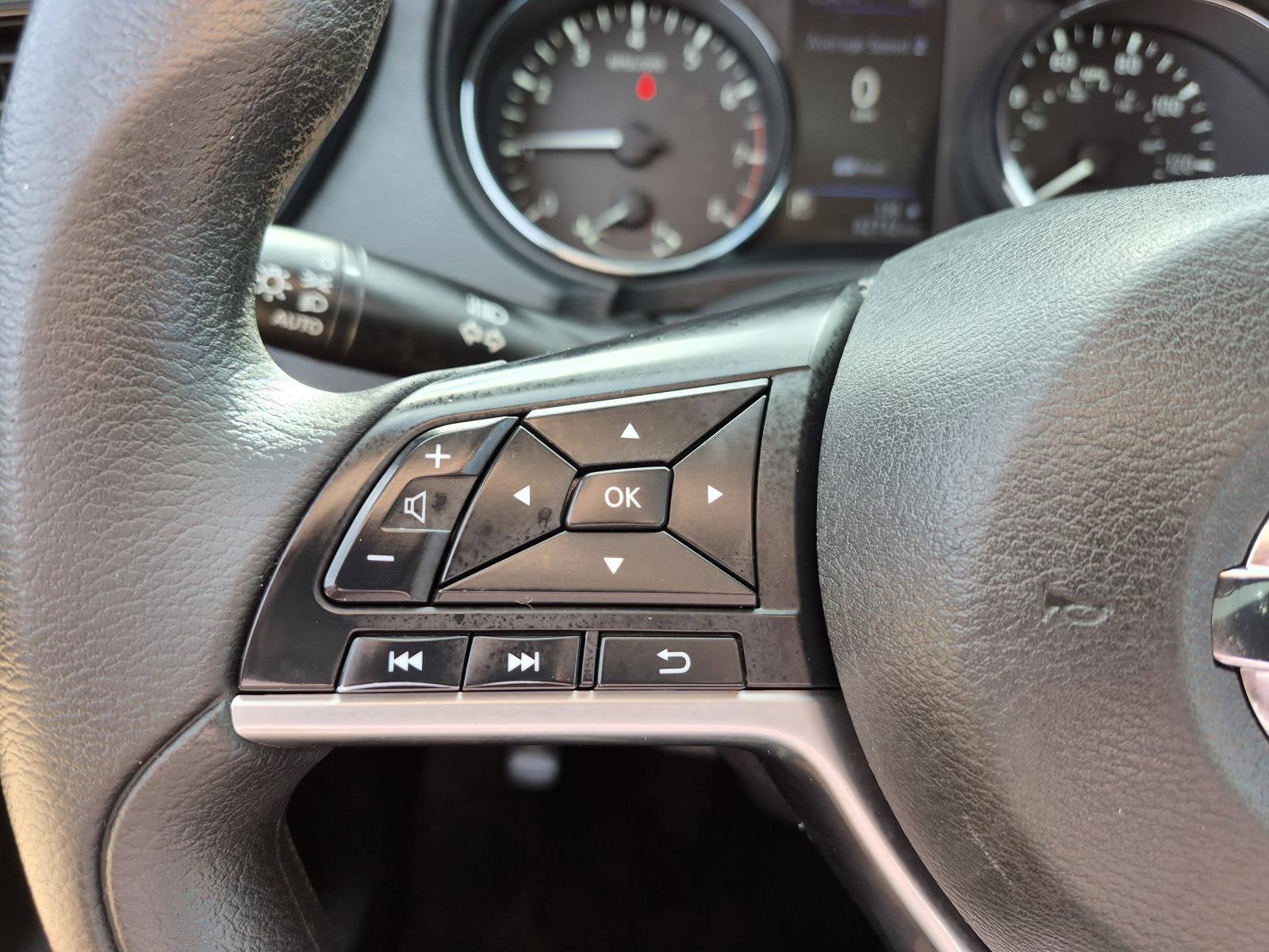 2019 Nissan Rogue S