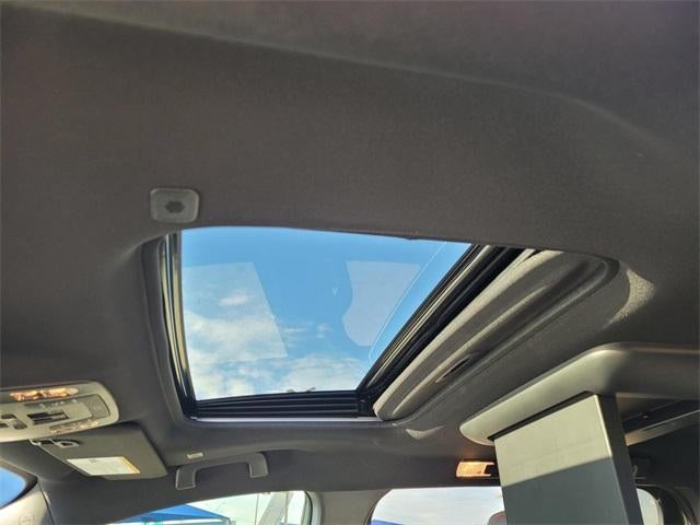 2025 Toyota Sienna Woodland Edition