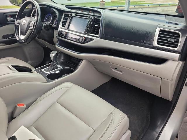2018 Toyota Highlander SE