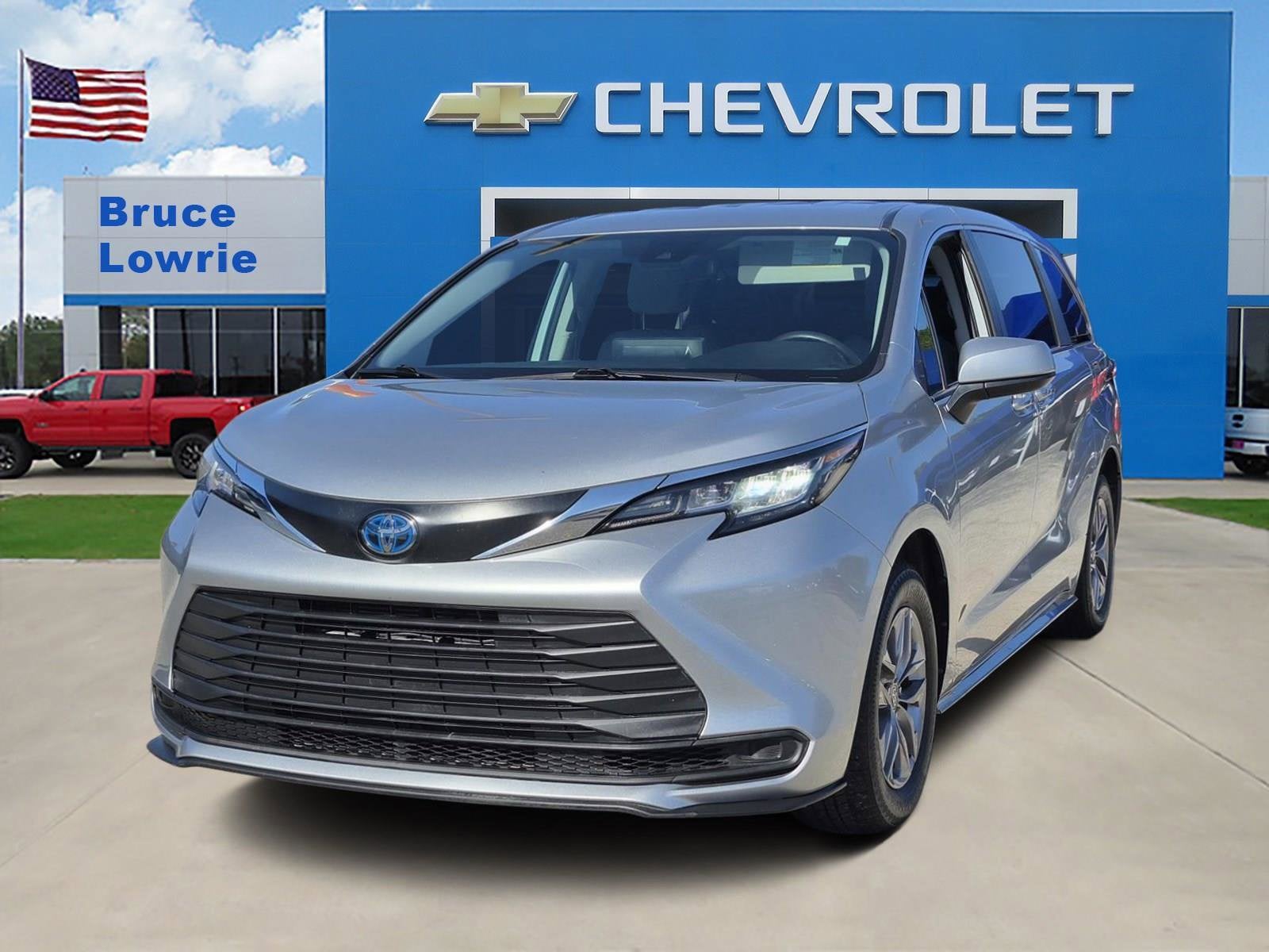 2022 Toyota Sienna Base