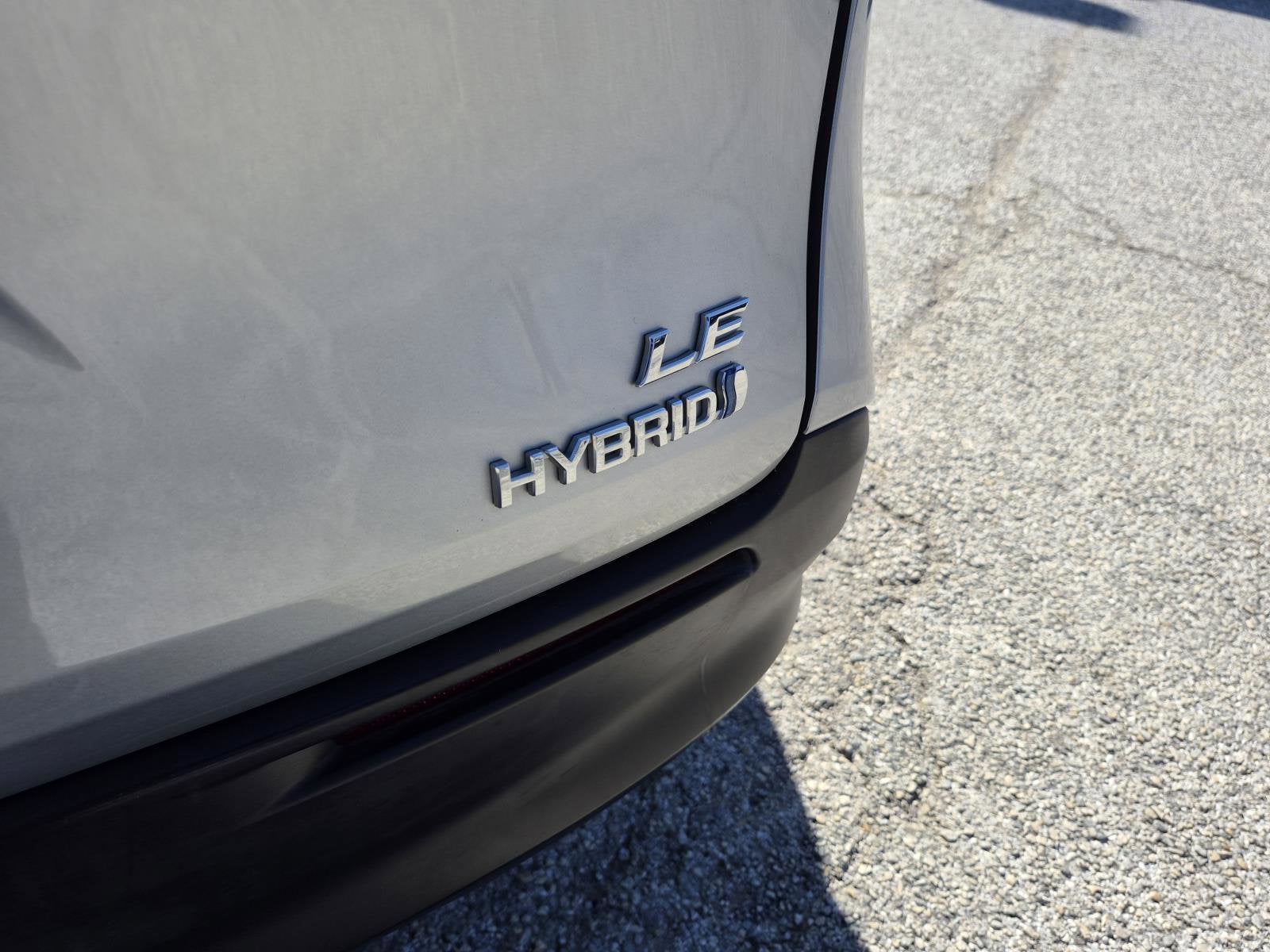 2022 Toyota Sienna LE