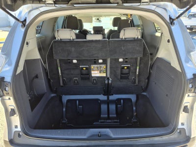 2022 Toyota Sienna LE
