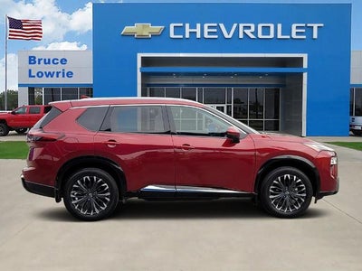 2024 Nissan Rogue Platinum FWD