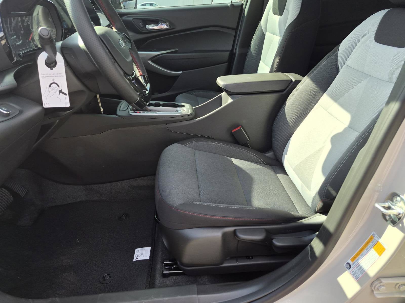 2026 Chevrolet Trax RS - Photo 10