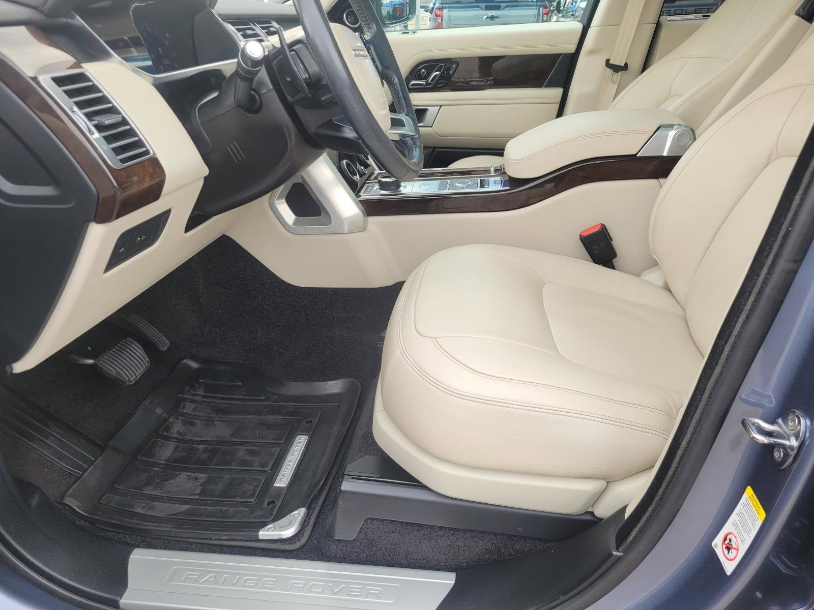 2021 Land Rover Range Rover Base