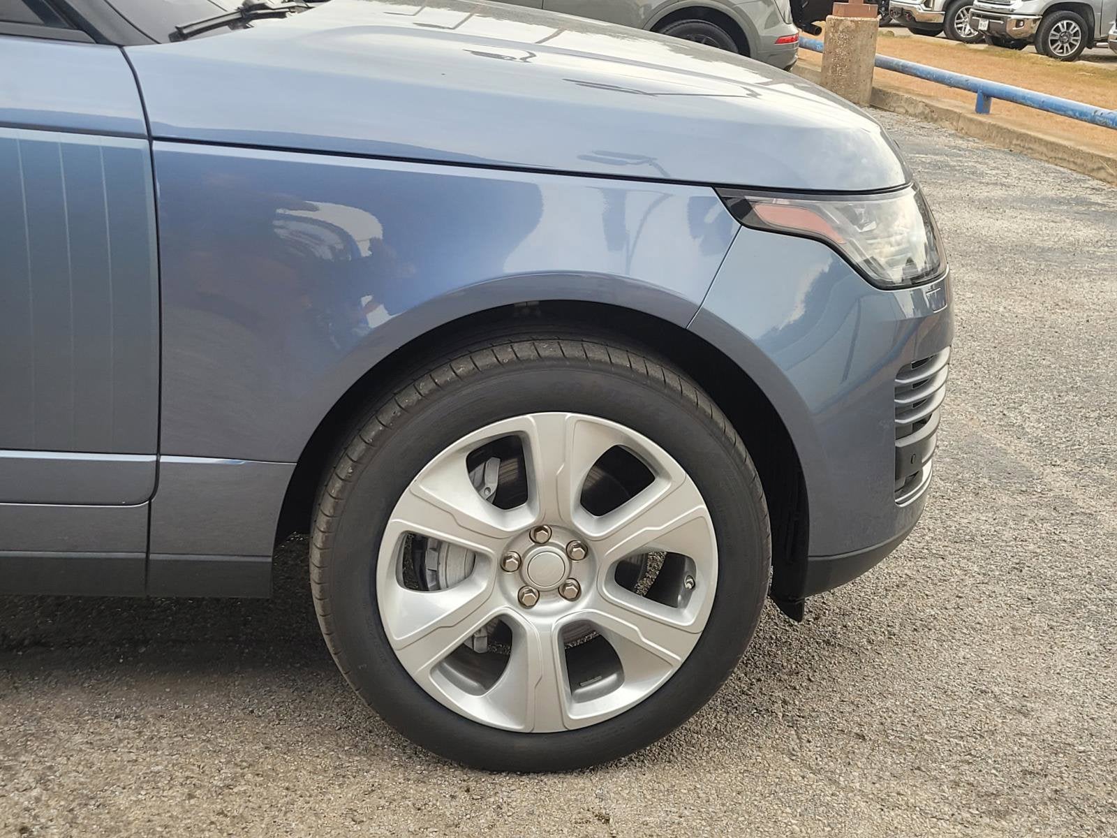 2021 Land Rover Range Rover Base