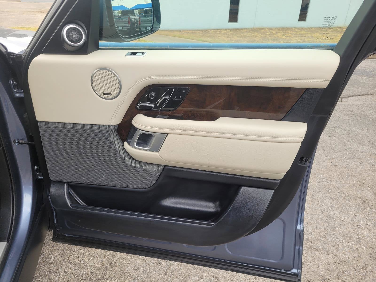 2021 Land Rover Range Rover Base