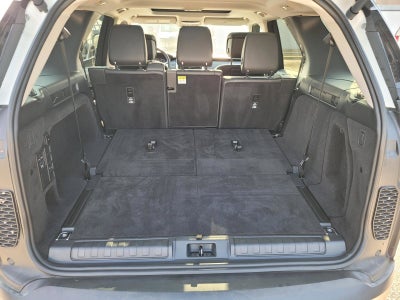 2024 Land Rover Discovery P300 S