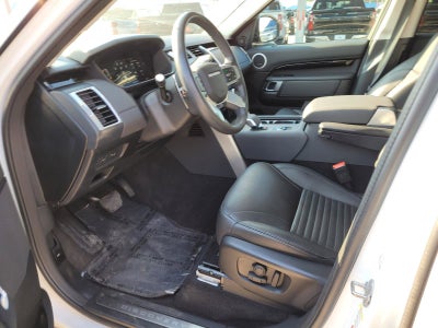2024 Land Rover Discovery P300 S