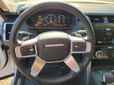 2024 Land Rover Discovery P300 S