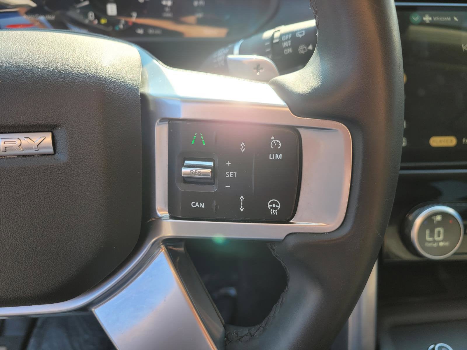 2024 Land Rover Discovery P300 S