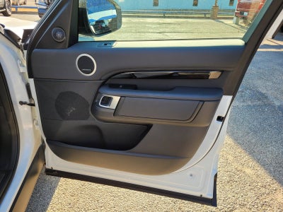 2024 Land Rover Discovery P300 S
