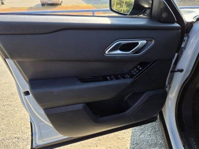 2025 Land Rover Range Rover Velar Dynamic SE