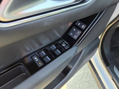 2025 Land Rover Range Rover Velar Dynamic SE