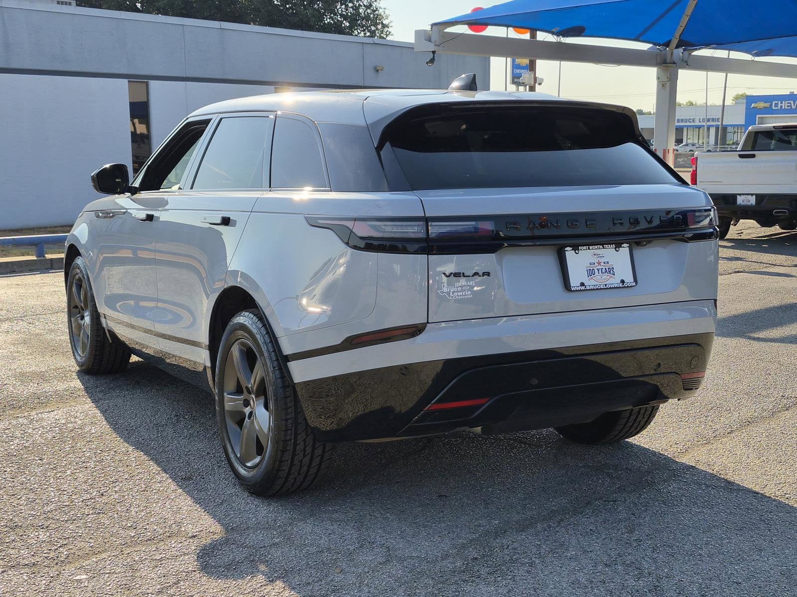 2025 Land Rover Range Rover Velar Dynamic SE
