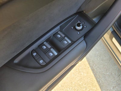 2023 Audi SQ5 Premium Plus TFSI quattro Tiptronic