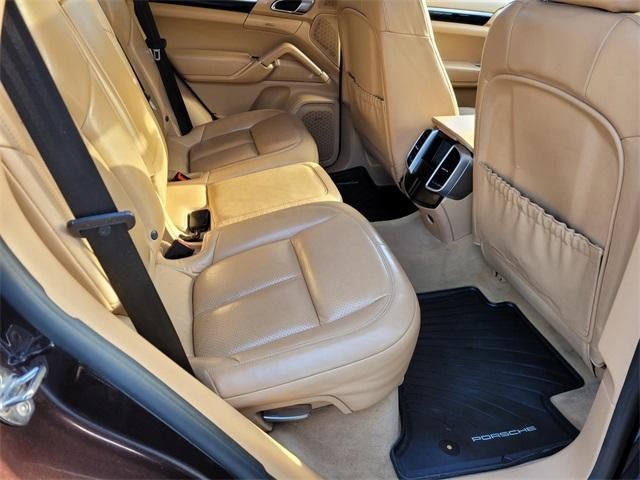 2017 Porsche Cayenne Base