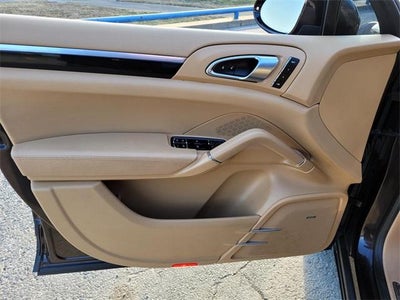 2017 Porsche Cayenne Base