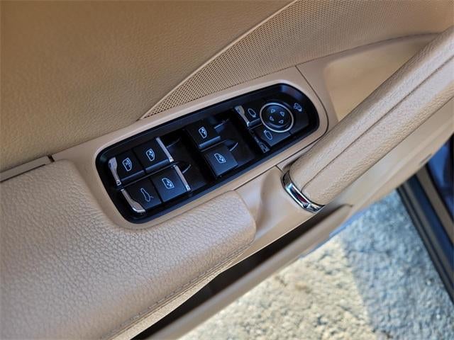 2017 Porsche Cayenne Base