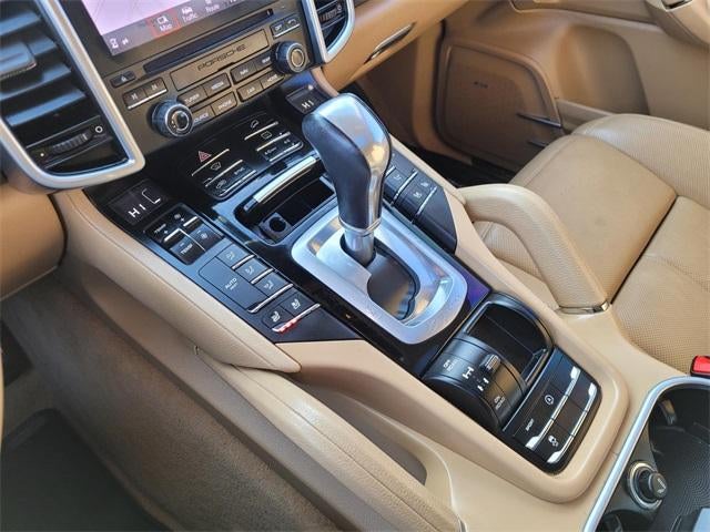 2017 Porsche Cayenne Base