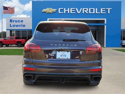 2017 Porsche Cayenne Base