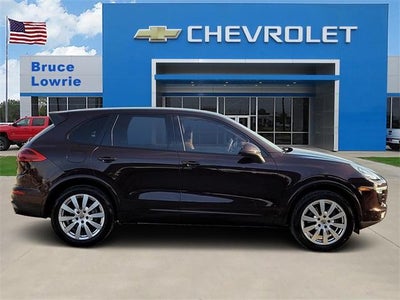 2017 Porsche Cayenne Base