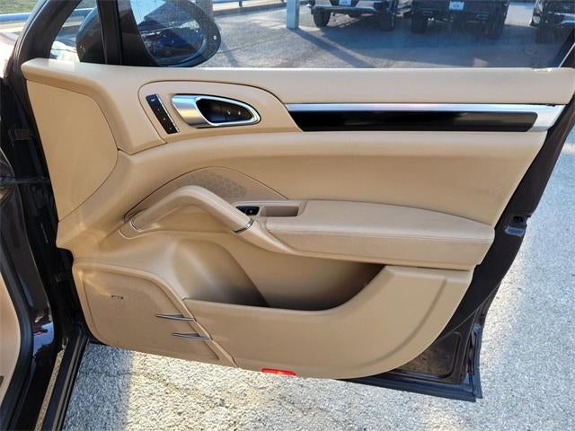 2017 Porsche Cayenne Base