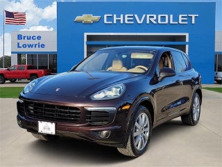2017 Porsche Cayenne Base
