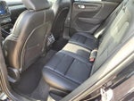 2023 Volvo XC40 Ultimate Dark Theme